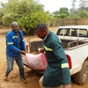 Dons à
                    l'orphelinat