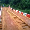 Pont
                    de Ngoyla
                    reparé par Fipcam